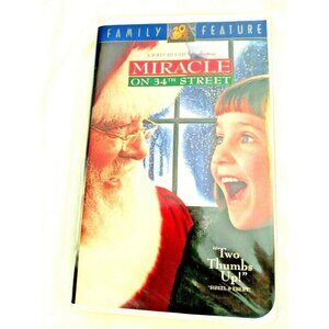Miracle On 34th Street VHS Tape Family Feature 1994 John Hughes Holiday Classic